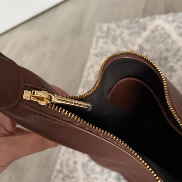 Cuyana Oversized Celestia Bag - Picture 16 of 16